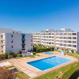 pe-do-lago-1-bedroom-apartment-with-pool.hotelaalgarve.com/